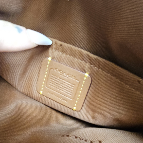 Coach Heart Print Crossbody Brown Red Signature - Picture 6 of 9